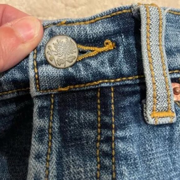 Levi’s Denim Skirt Size 8 - Picture 3 of 9